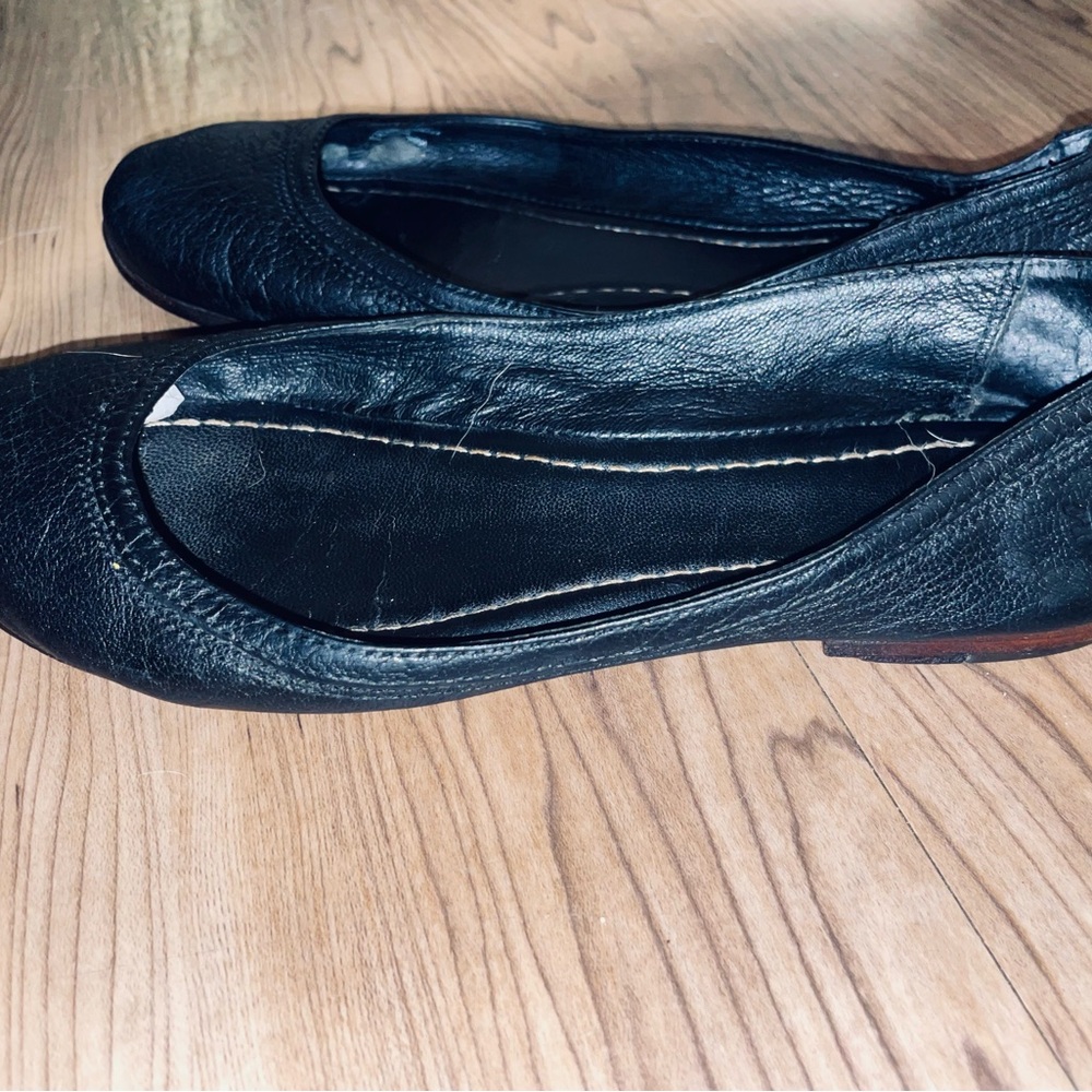 Frye Carson ballet flats